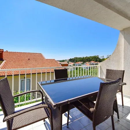 Fani-3 By Interhome Appartement