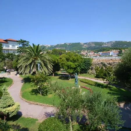 Appartamento Fani-3 By Interhome